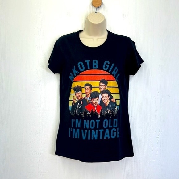 Hanes - NKOTB Girl I’m Not Old I’m Vintage New Kids On The Block T Shirt Small - Picture 2 of 8